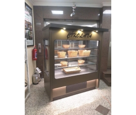 Çikolata Teşhir Dolabı